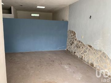 CASA EN VENTA PARA REMODELAR, EN EL CENTRO DE MÉRIDA, CERCA PASEO DE MONTEJO