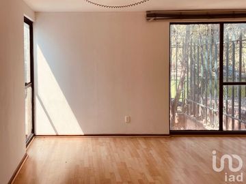 Venta de CASA/OFICINA en Romulo O´Farril