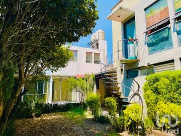Venta de CASA/OFICINA en Romulo O´Farril