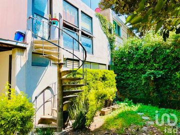 Venta de CASA/OFICINA en Romulo O´Farril
