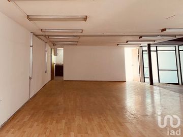 Venta de CASA/OFICINA en Romulo O´Farril