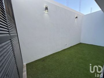 Casa en coto en PREVENTA