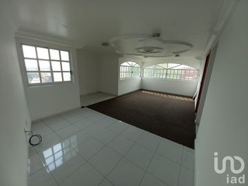 Venta de Casa en Fuentes de Tepepan