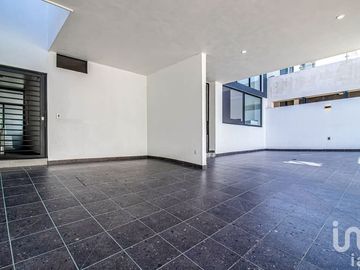 Venta Casa en Fraccionamiento Burgos Bugambilias seccion Corinto Residencial