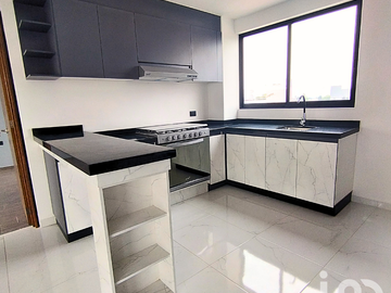 DEPARTAMENTO DOS RECAMARAS CON BODEGA Y ROOF GARDEN A UN COSTADO DE ESTABAN DE ANTUÑANO