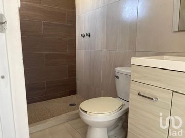 CASA EN VENTA CON AMENIDADES EN SM 254 ZONA NORTE DE CANCÚN.