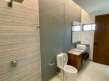 Casa en Altozano con terraza y alberca