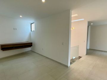 Casa en Altozano con terraza y alberca