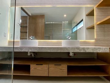Casa en Altozano con terraza y alberca