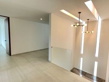 Casa en Altozano con terraza y alberca