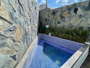 Casa en Altozano con terraza y alberca