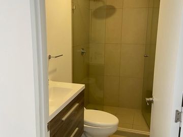 Casa en Vista Bosque, 3 Rec, Family Room, jardín, bodega, doble seguridad, 2 estac. Escuelas.