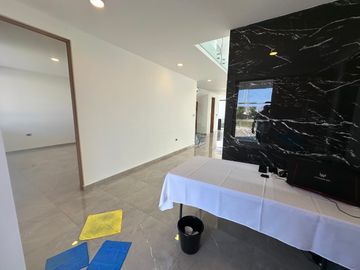 Casa Nueva en Venta en Parque Chiapas con 4 recámaras con baño completo