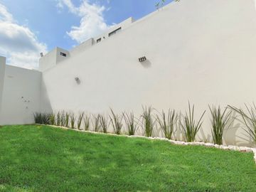 Casa Nueva en Venta en Parque Chiapas con 4 recámaras con baño completo