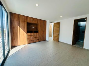 Casa Nueva en Venta en Parque Chiapas con 4 recámaras con baño completo