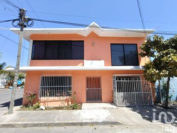 Se vende casa en Art. 123 Veracruz, Ver.