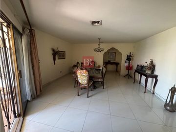 CASA EN VENTA EN COL. ZONA NORTE. CD. OBREGÓN, SONORA