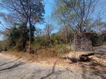 TERRENO CAMPESTRE EN FRACC. JOYITAS