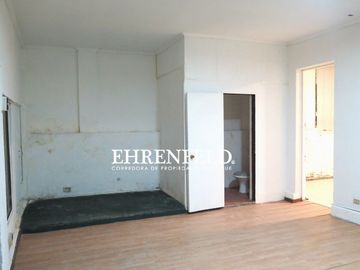 Cirujano Guzmán.Providencia, Santiago. Gran Casona 682 m2.