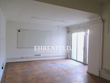 Cirujano Guzmán.Providencia, Santiago. Gran Casona 682 m2.