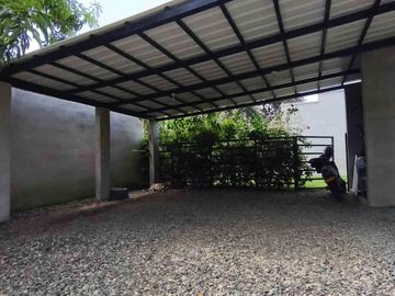 VENDO CASA CAMPESTRE DE UN PISO EN SOLARES DE LA MORADA, JAMUNDI