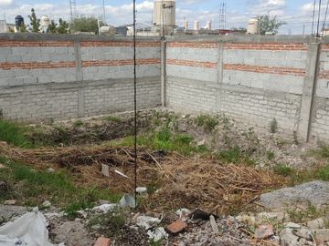 Casa en Venta con Local Comercial en El Chamizal, Pedro Escobedo, Querétaro.