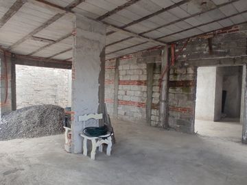 Casa en Venta con Local Comercial en El Chamizal, Pedro Escobedo, Querétaro.
