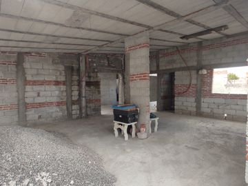Casa en Venta con Local Comercial en El Chamizal, Pedro Escobedo, Querétaro.