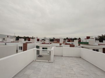 Casa en Venta en Los  Chabacanos San Juan del Río, Querétaro