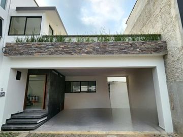 Casa de 1 Nivel en Venta, Fracc Privado en Xalapa!