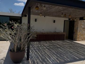 CASA EN COUNTRY CLUB EN VENTA PRIVADA KANAH