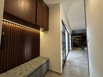 Casa en venta de 4 recámaras en Montebello, Mérida, Yucatán