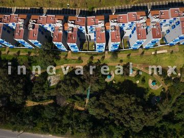 Town Houses en RENTA en Zona Esmeralda