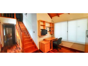 Casa quinta en Roldán, barrio Los Olmos.
