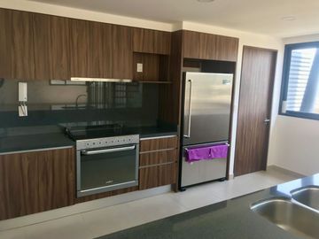 P.H. Nuevo en venta dentro de Maranta bosques.