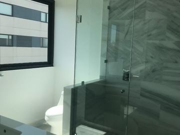 P.H. Nuevo en venta dentro de Maranta bosques.