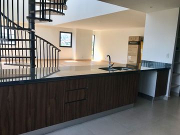 P.H. Nuevo en venta dentro de Maranta bosques.