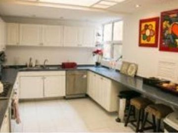 Departamento amplio en venta en Cerrada Col. Lomas de Bezares