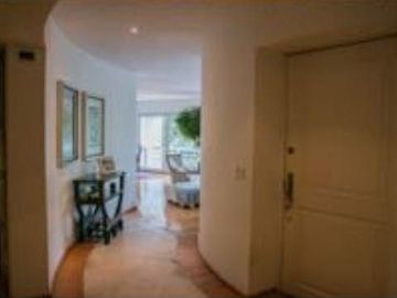 Departamento amplio en venta en Cerrada Col. Lomas de Bezares