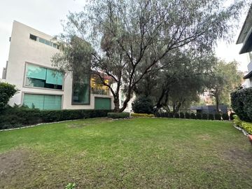 CASA RESIDENCIAL EN VENTA DE 4 HABITACIONES Y ROOFGARDEN