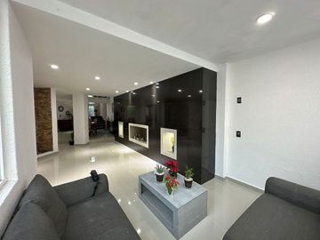CASA RESIDENCIAL EN VENTA DE 4 HABITACIONES Y ROOFGARDEN