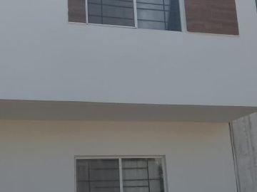CASA EN VENTA ZONA NORTE