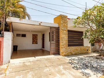 Casa de una planta en venta en García Ginerés