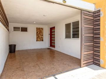 Casa de una planta en venta en García Ginerés
