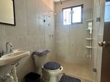 Casa Amueblada Colonial en San Román