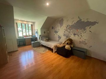 ESTUPENDA CASA VENTA SECTOR CAMINO REAL/ COLEGIO  EVEREST
