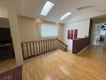 CASA EN VENTA O RENTA CUMBAYA URB. LUJO