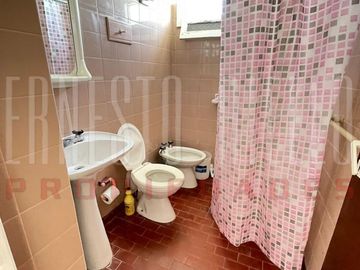 Venta oportunidad departamento 3 ambientes con cochera. San Bernardo sobre calle Chiozza.