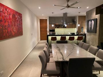 CASA VENTA, 3 RECAMARAS EN MONTEBELLO MERIDA