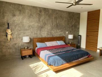 CASA VENTA, 3 RECAMARAS EN MONTEBELLO MERIDA